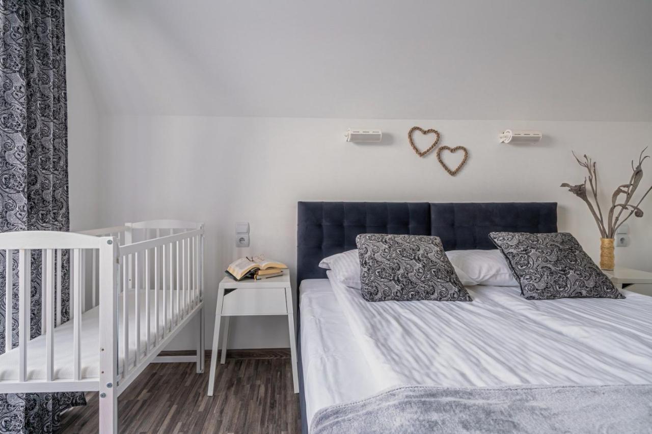 Tybet Domki I Apartamenty Bukowina Tatrzańska Exterior foto