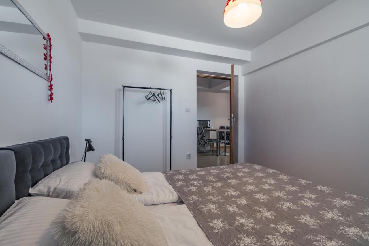 Tybet Domki I Apartamenty Bukowina Tatrzańska Exterior foto