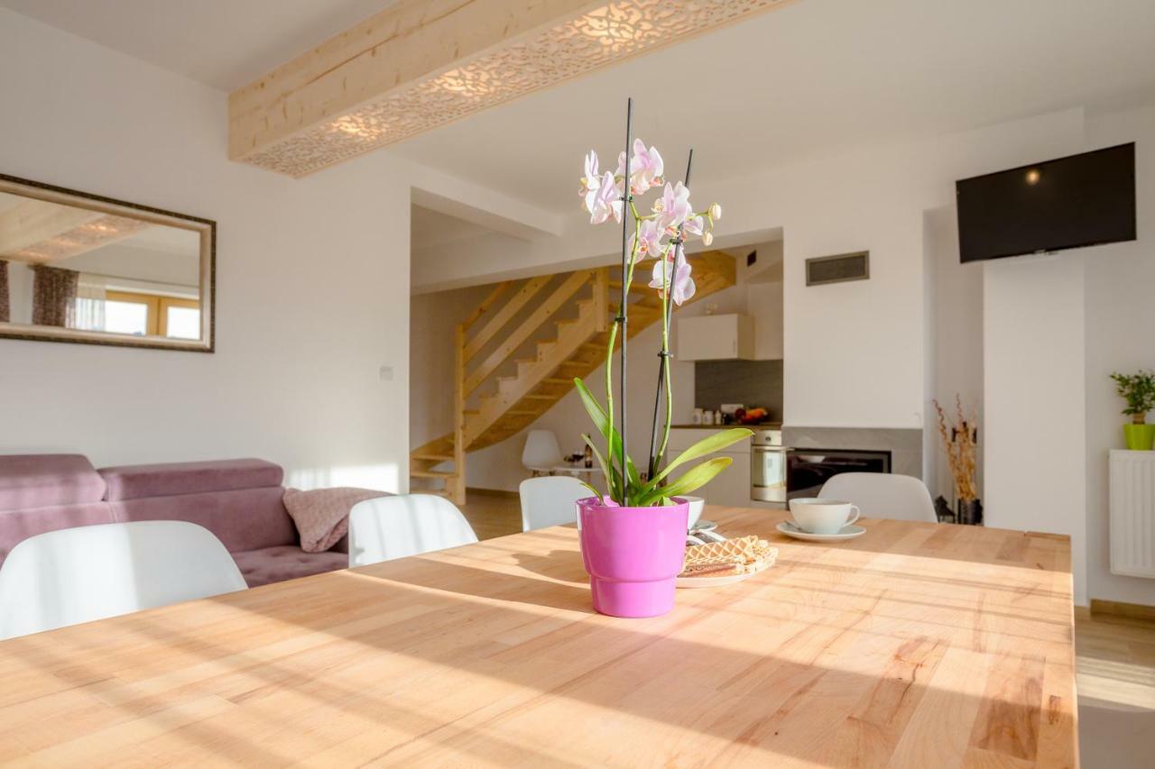 Tybet Domki I Apartamenty Bukowina Tatrzańska Exterior foto
